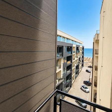 Zanzibar 3 *